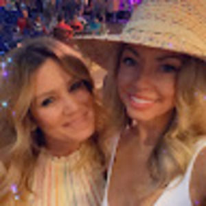 Meet your Posher, Ashlie